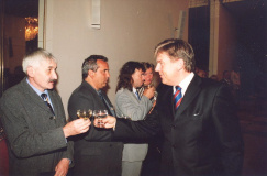 Udělení znaku a&nbsp;praporu